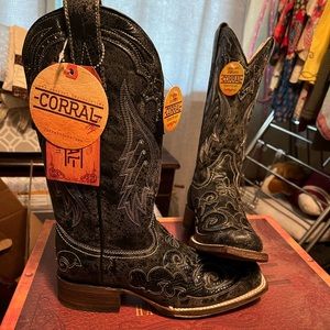 Corral Boots - New with tags Never worn